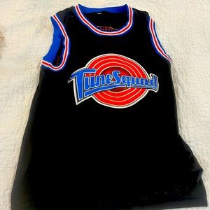 size small never worn jordan jersey # 23